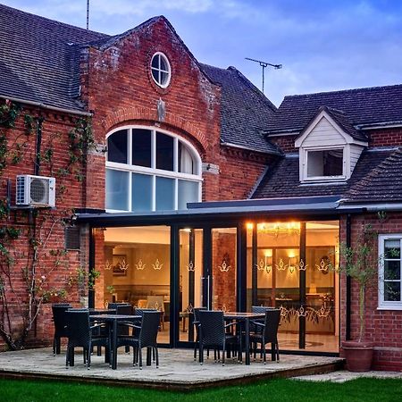 Kings Court Hotel Alcester ภายนอก รูปภาพ