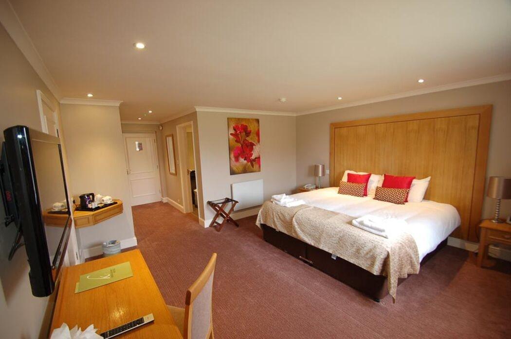 Kings Court Hotel Alcester ภายนอก รูปภาพ