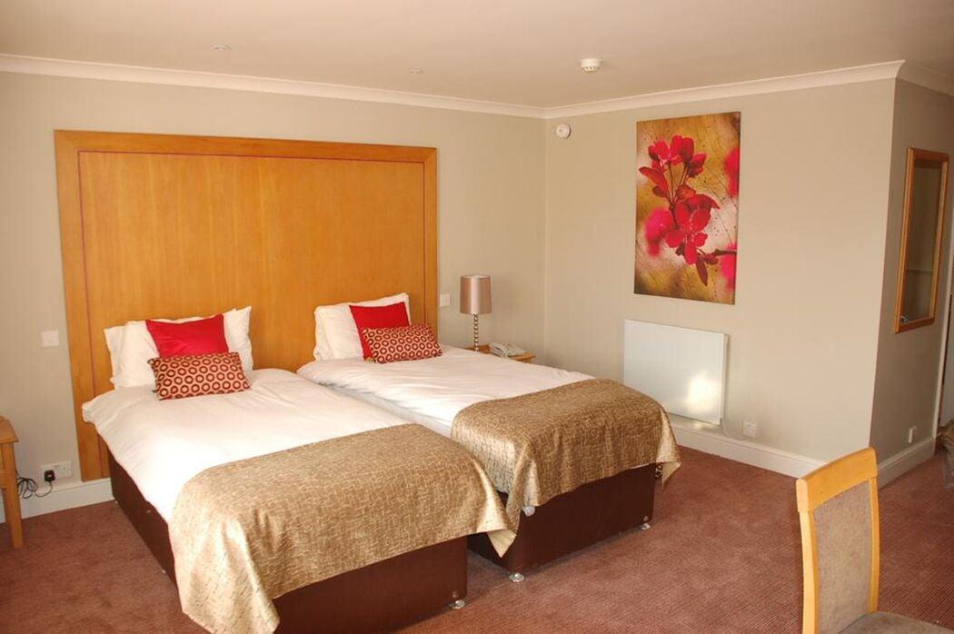 Kings Court Hotel Alcester ภายนอก รูปภาพ
