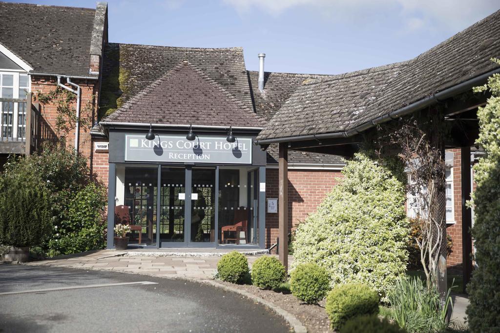 Kings Court Hotel Alcester ภายนอก รูปภาพ