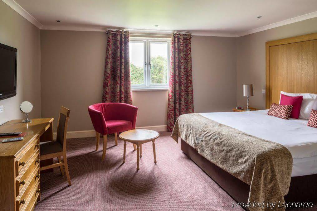 Kings Court Hotel Alcester ภายนอก รูปภาพ