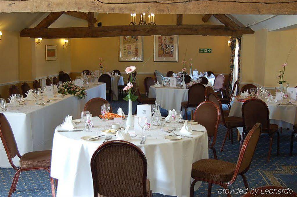 Kings Court Hotel Alcester ภายนอก รูปภาพ